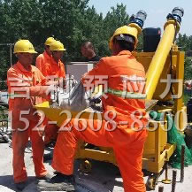 壓漿臺(tái)車(chē)施工現(xiàn)場(chǎng)記實(shí)